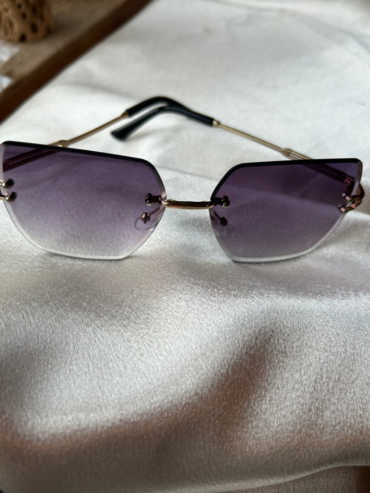 Sunglasses Flow